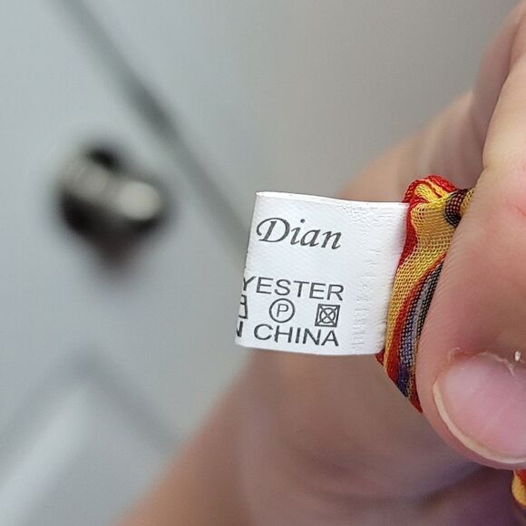 LIANG DIAN Silk Blend Peacock Scarf - Picture 8 of 8